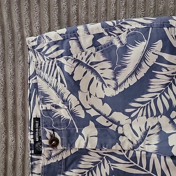 American Eagle shorts - Picture 3 of 6